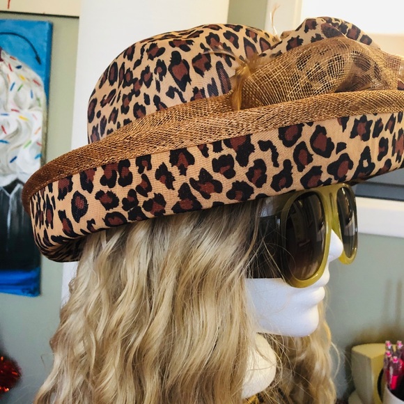 BNWOT Animal Print Straw Hat - Picture 3 of 15
